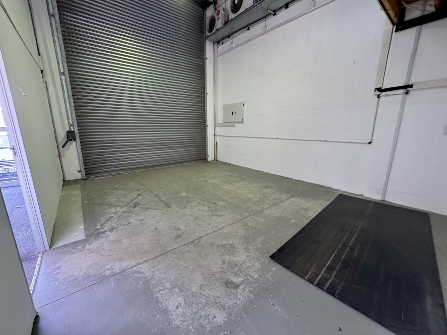 To Let commercial Property for Rent in Montague Gardens Western Cape